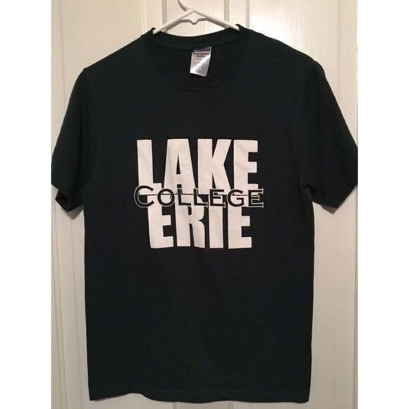LAKE ERIE COLLEGE SIZE SMALL GREEN T-SHIRT - Picture 1 of 2
